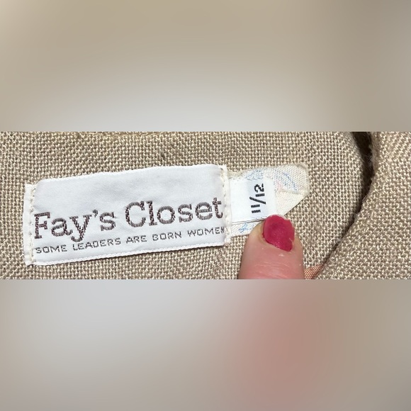 Light Tan Button-Front Jacket - Picture 13 of 15